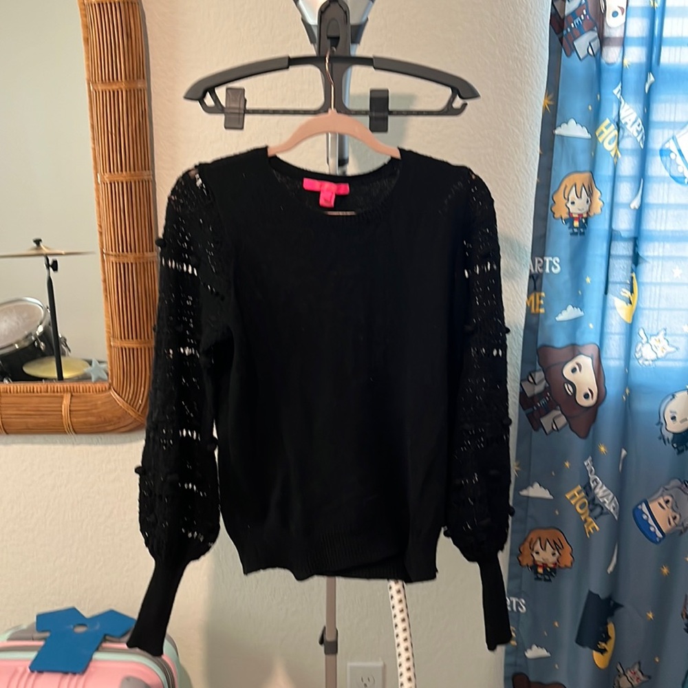 Lilly Pulitzer black sweater top large